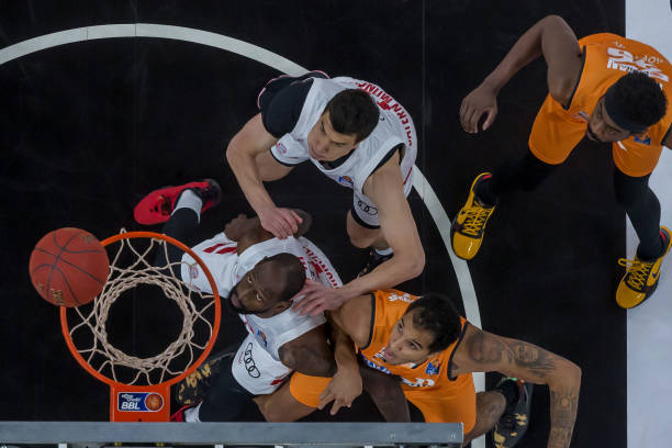 拉赫的默契 拉赫的默契