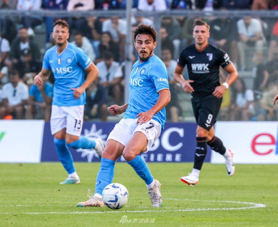 的比赛中 的比赛中