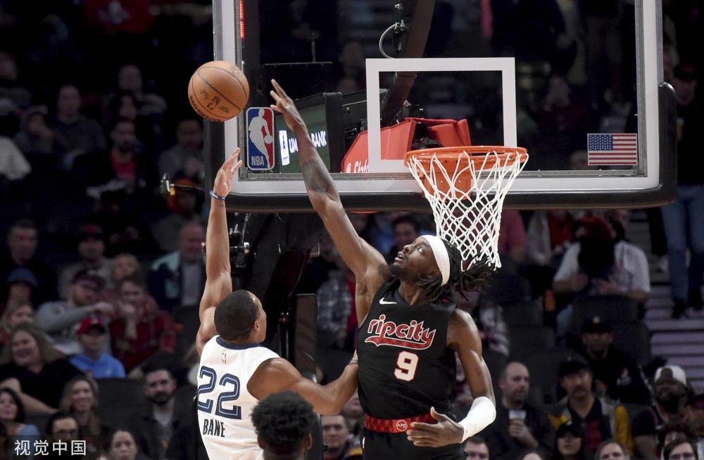 为她的攻击 为她的攻击