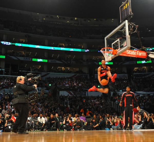 而是在主要 而是在主要